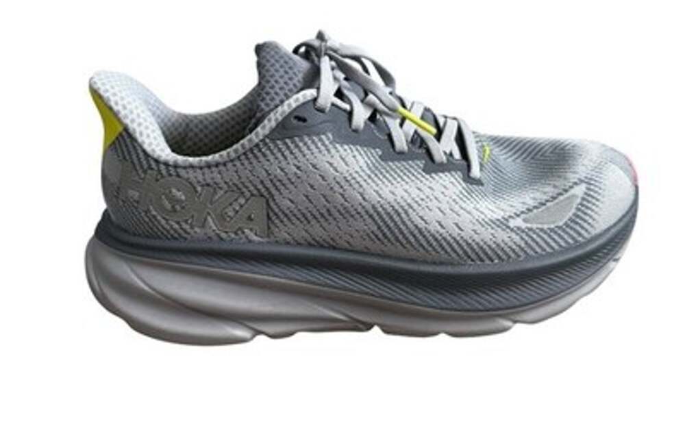 Hoka Women's Clifton 9 GTX Running Sneaker Shoes US 7B Grey Skies Foggy Grey